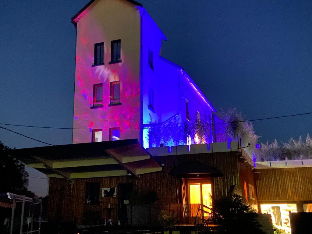 Gîte du Silo Loft atypique , spa&piscine couverte photo 4