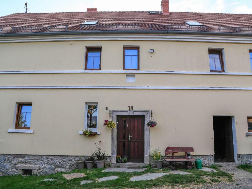 Gospodarstwo Agroturystyczne Chata na Izerskim Wzgórzu photo 1