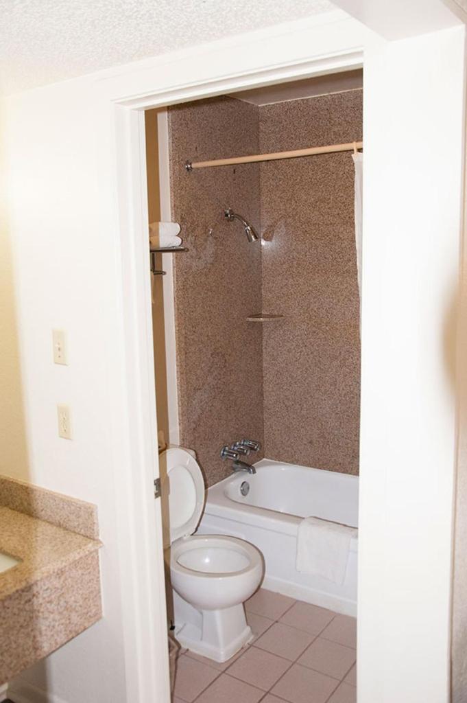 Exacta Inn photo 3