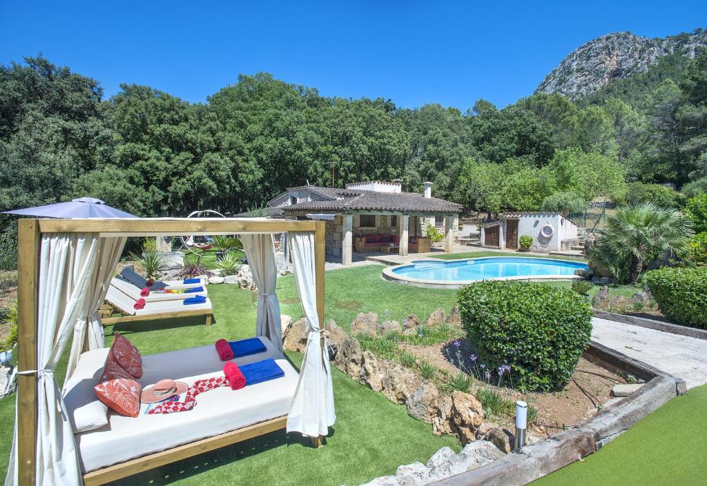 Owl Booking Villa Can Demana - Retreat in the Midst of Nature