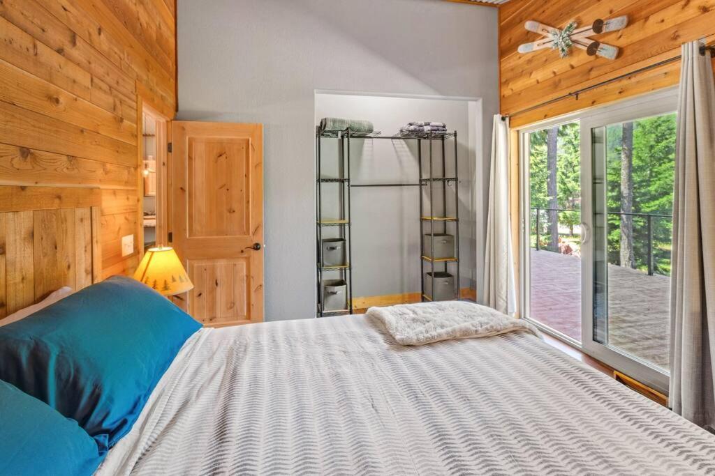 Cowlitz Manor House photo 4