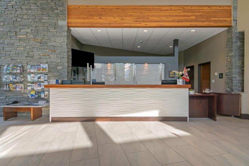 Best Western Plus Revelstoke photo 4