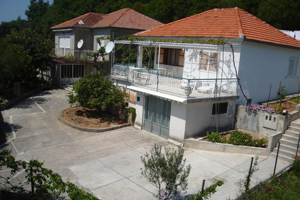 Apartments by the sea Kuciste - Perna, Peljesac - 4540 photo 1