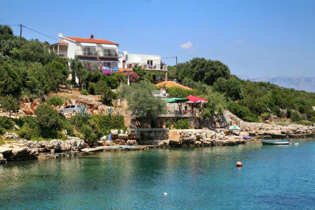 Apartments by the sea Cove Zarace - Gdinj, Hvar - 4598 photo 1