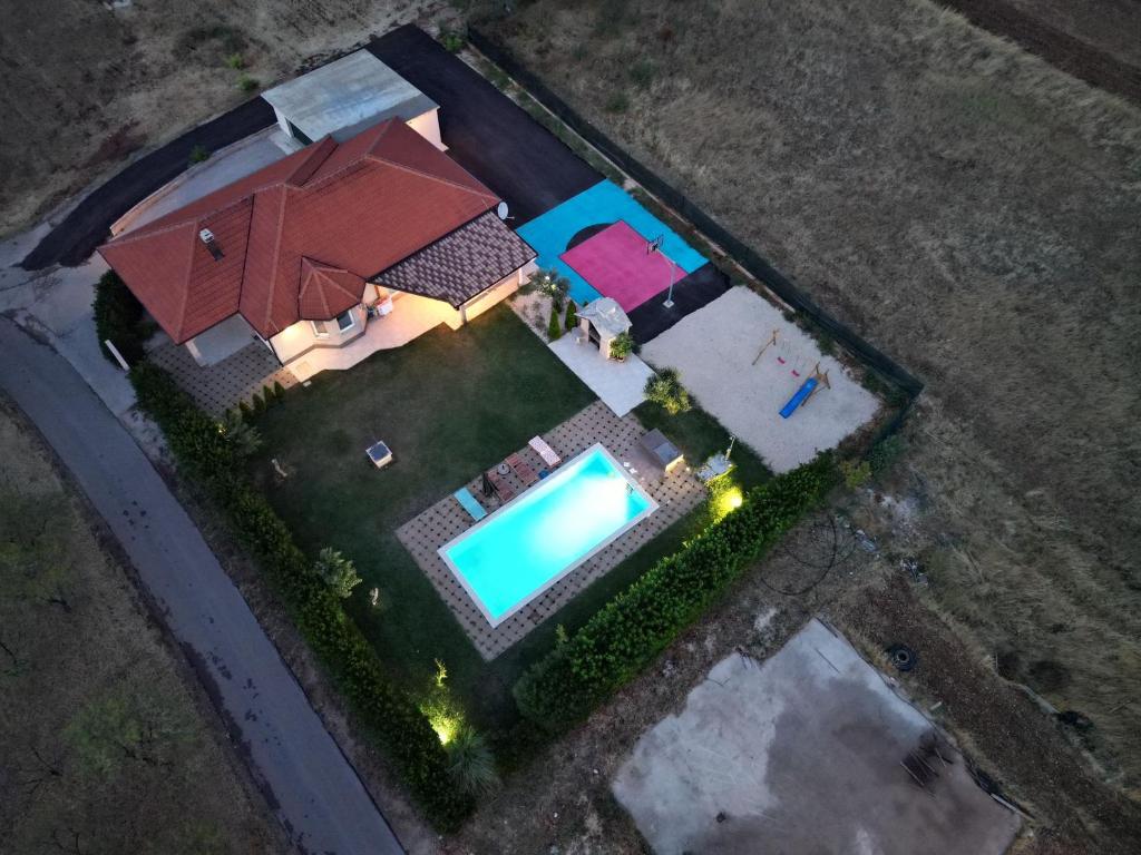 Villa six brothers photo 2
