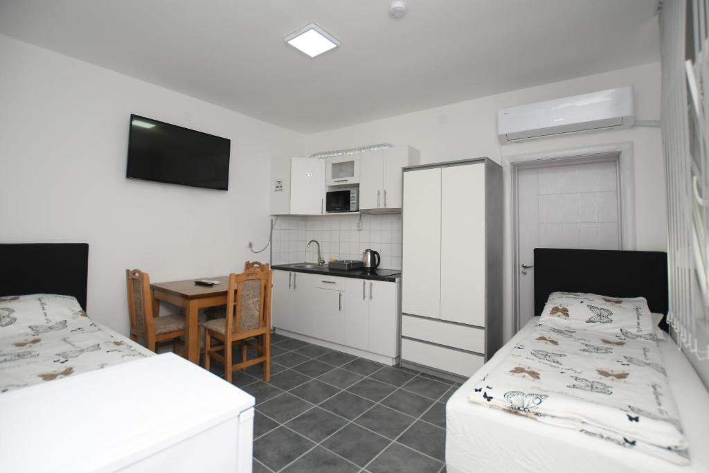 Relax Apartmani Kladovo photo 3