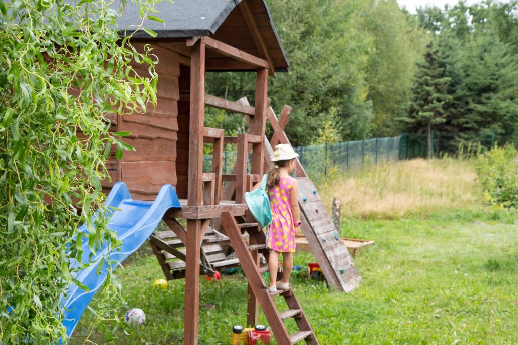 Zakamarek- dom z ogrodem Góry Świętokrzyskie bez sąsiadów, las, 10 osób na wyłączność photo 4