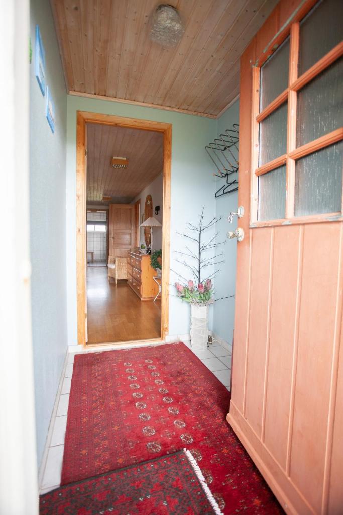 4 Bedroom Apartment - 20 Min Walk From City Centre - Nature photo 3