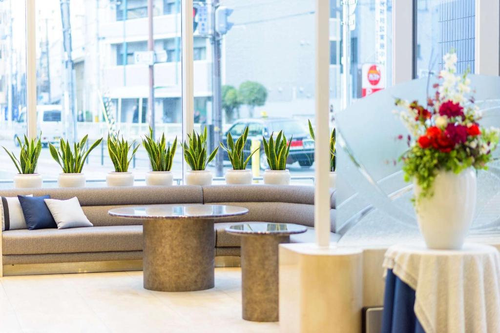 SureStay Plus Hotel by Best Western Shin-Osaka photo 4