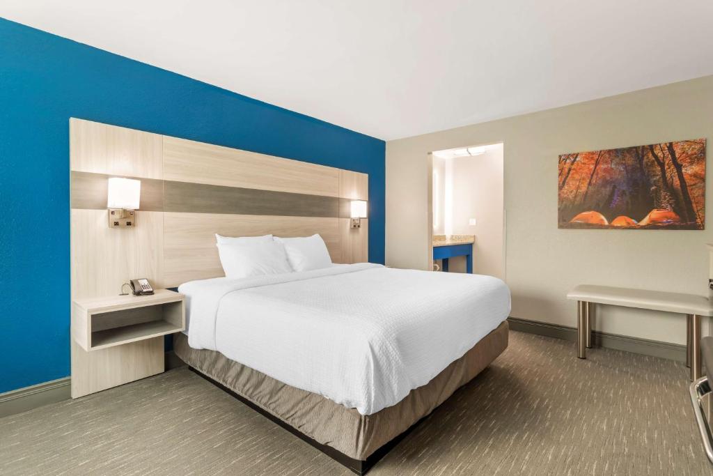 Best Western Plus Magnolia Inn & Suites photo 4