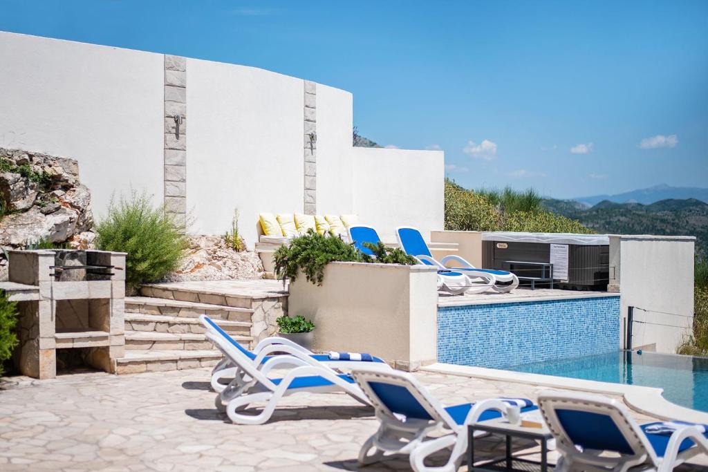 Luxury Villa Fig with pool and Jacuzzi near Dubrovnik photo 2
