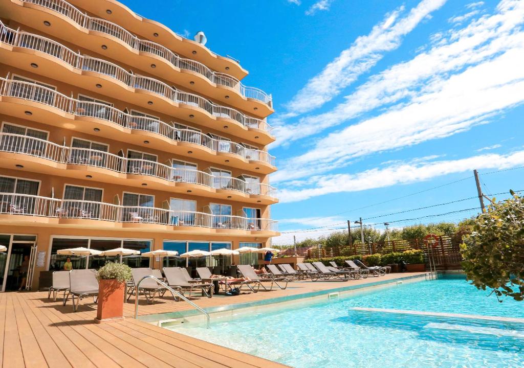 Hotel Volga - Adults Recommended