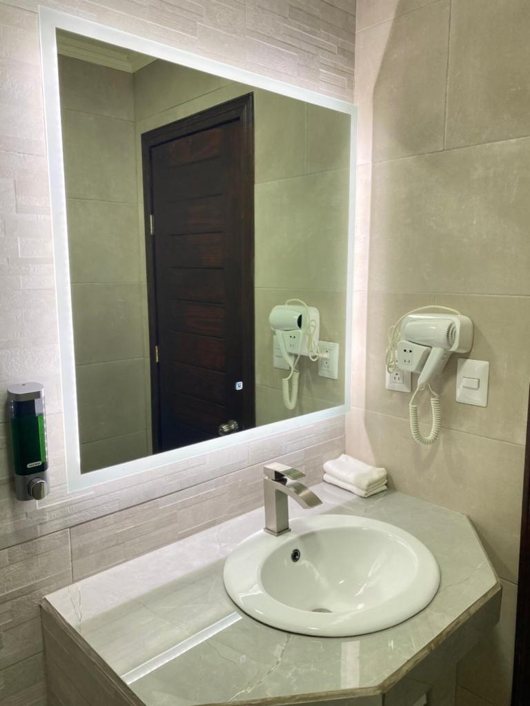 Hotel Naoz photo 1