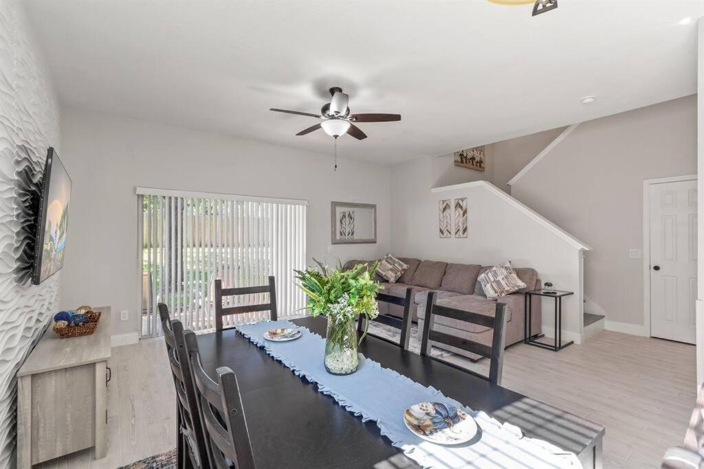 Newly Remodeled 4BD/4BA Townhouse-Regal Palms Resort Near Disney photo 4