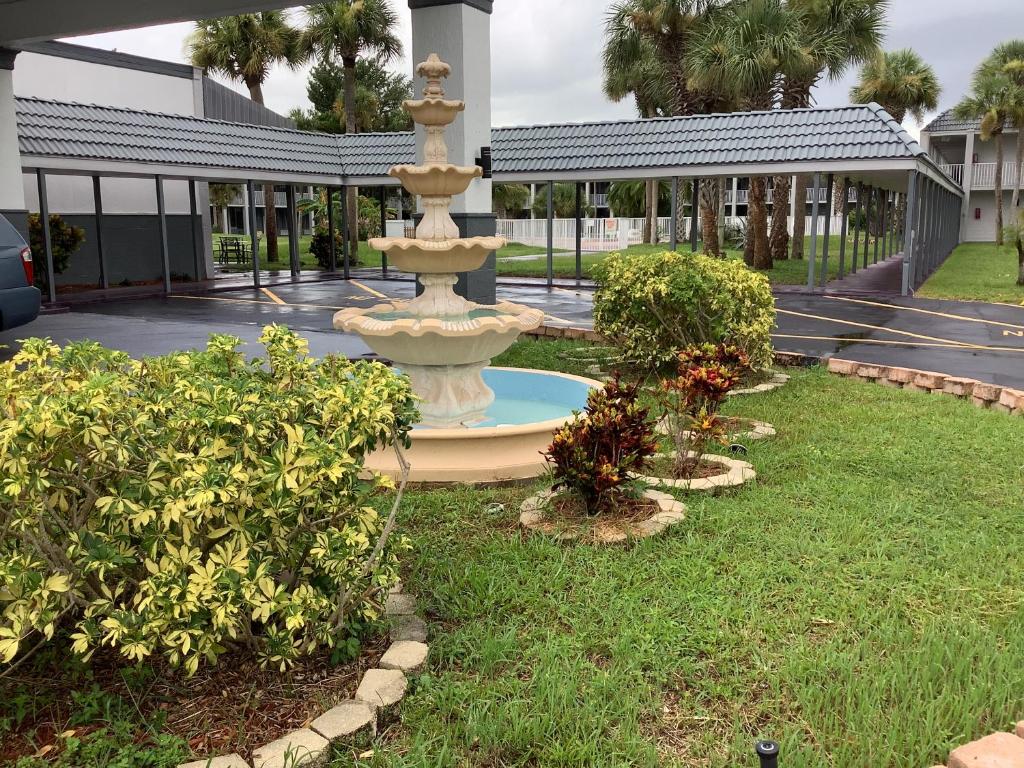 Heritage Park Inn image