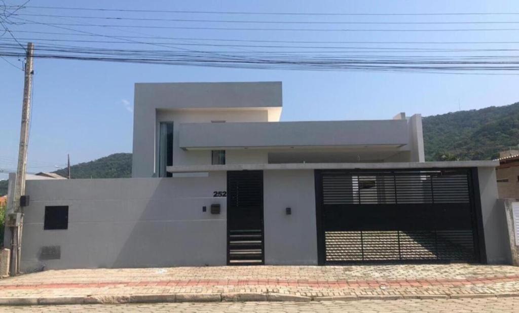 Casa de Férias com Piscina em Bombinhas photo 2
