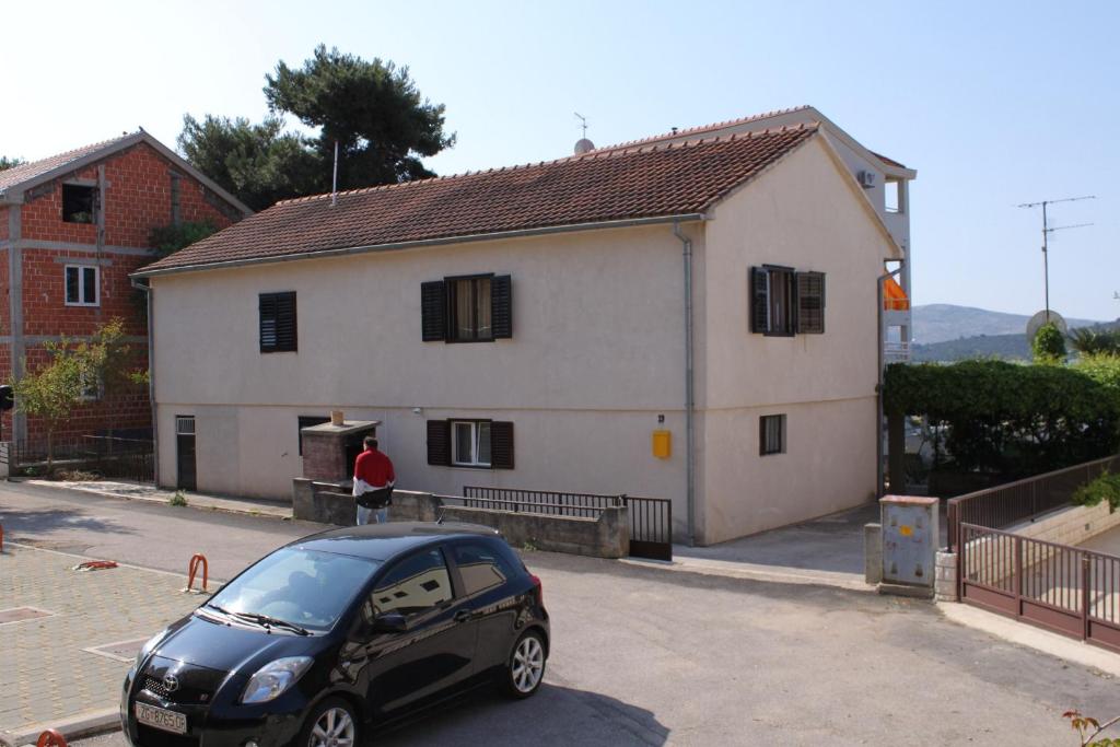 Apartments by the sea Zaboric, Sibenik - 6097 photo 1