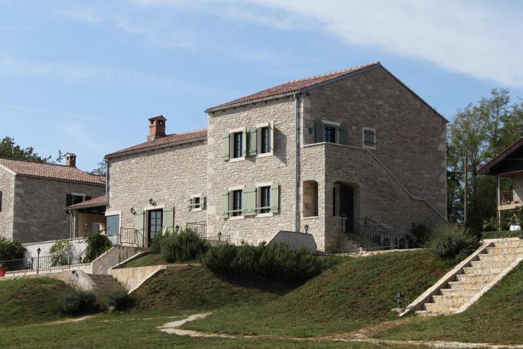Luxury villa with a swimming pool Skrapi, Central Istria - Sredisnja Istra - 7525 photo 2