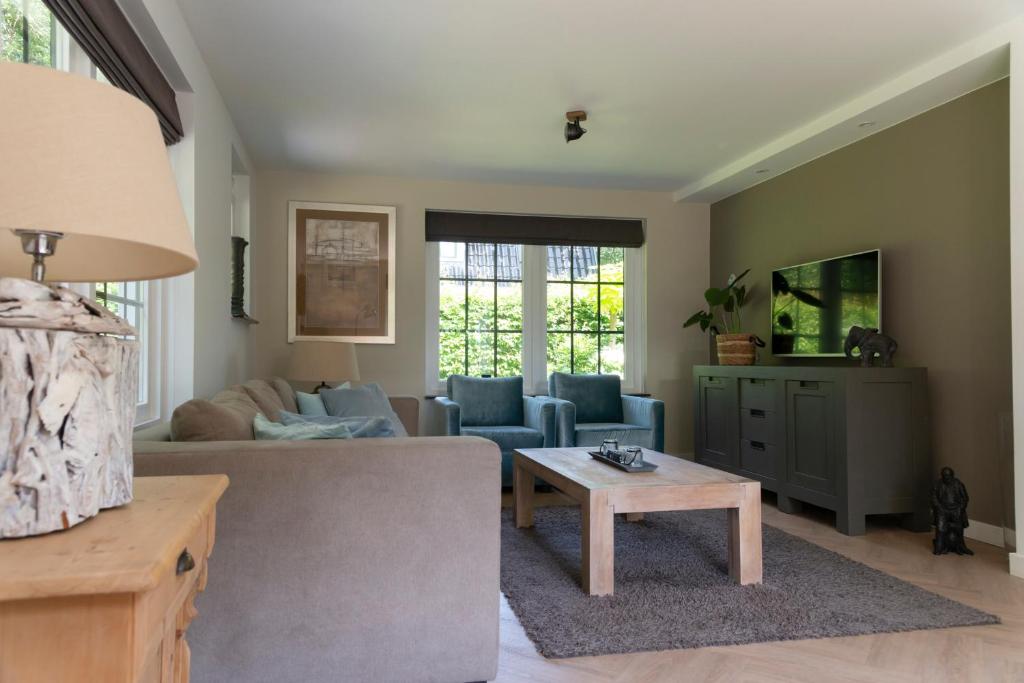 Spacious luxury holiday home/villa - Ruime luxe vakantiewoning/-Villa photo 3