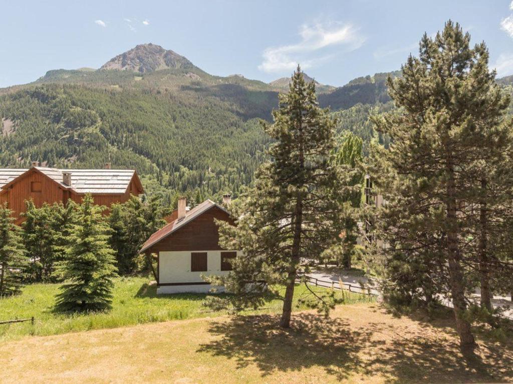 Appartement Saint-Chaffrey , 1 pièce, 5 personnes - FR-1-330E-39 photo 1
