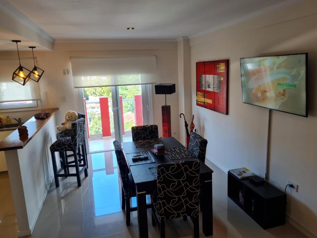 Confort Platense departamento con cochera photo 3