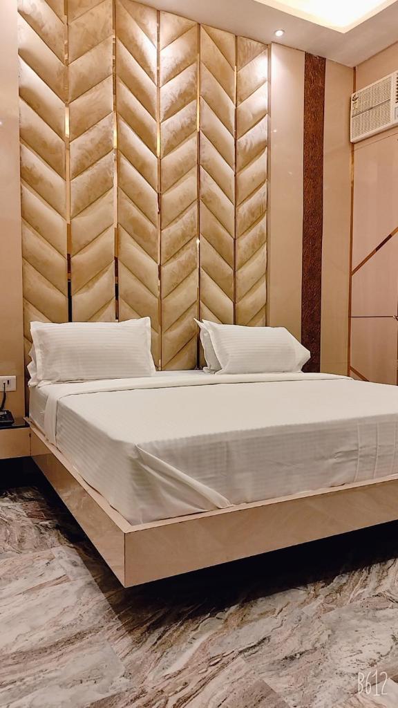 SHRADDHA HOTEL photo 2