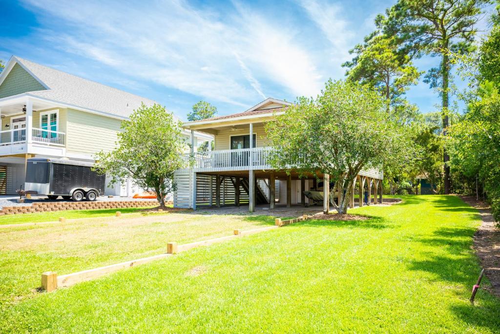 Wingspan by Oak Island Accommodations image