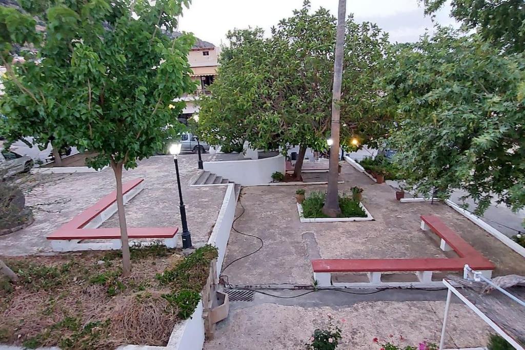 Christin P. Cute home with patio photo 4