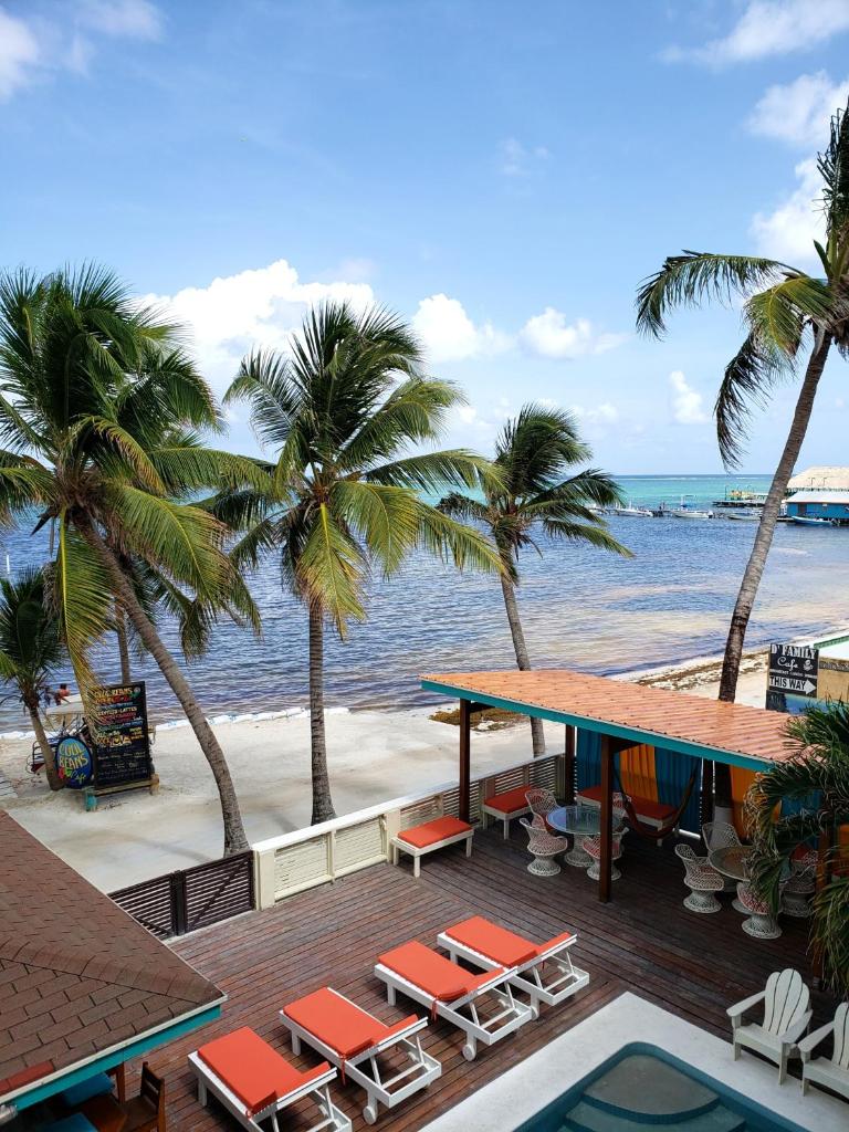 Ocean Tide Beach Resort photo 1