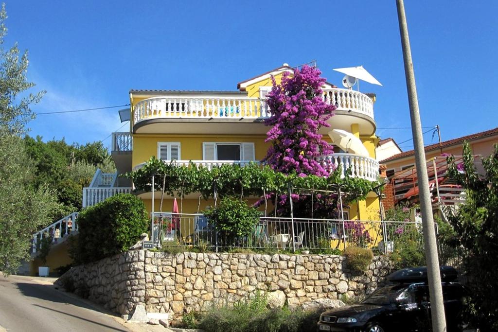 Apartments with a parking space Medveja, Opatija - 7721 photo 2