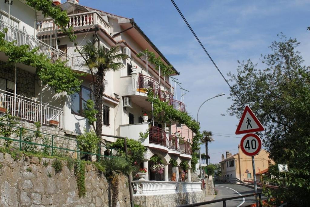 Apartments and rooms with parking space Moscenicka Draga, Opatija - 7772 photo 1