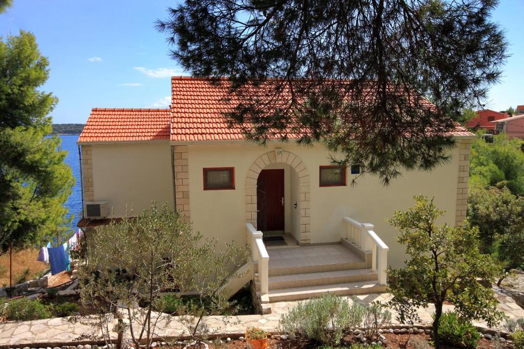 Apartments by the sea Prizba, Korcula - 9229 photo 2