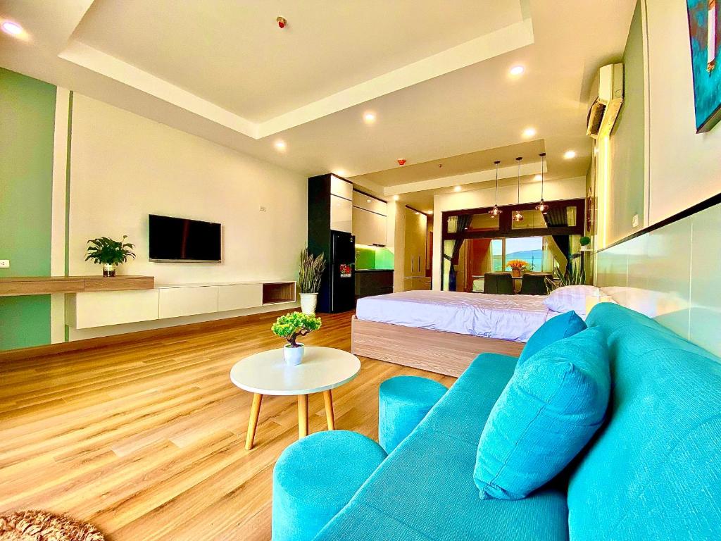 Pullman apartment view sea&city 1' walking to beach