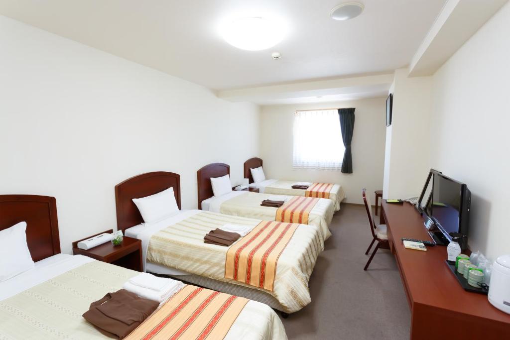 Hotel Peace Island Miyakojima Shiyakusho Tori photo 1