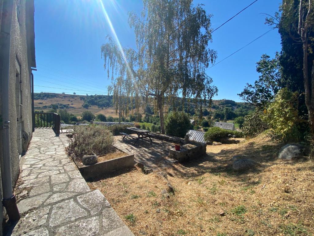 Maison de village avec terrasse et jardin Saint Urcize photo 3