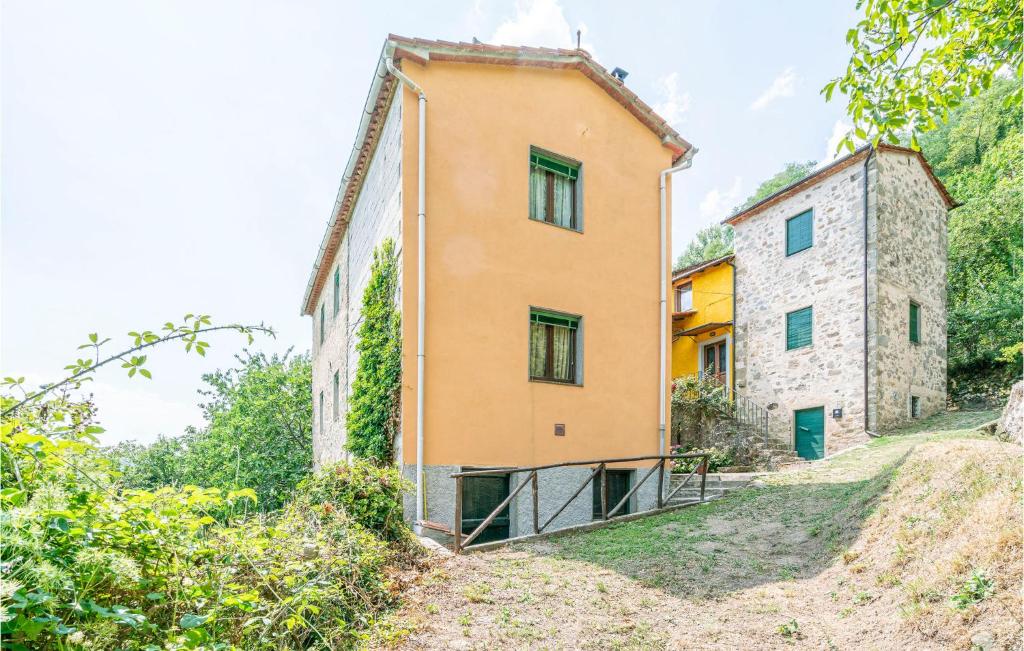 Amazing Home In Longoio With 2 Bedrooms photo 2