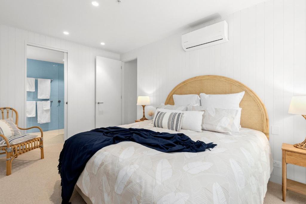 LUXE @ THE TERRACE- BRAND NEW, 250M- BEACH + TOWN! photo 3