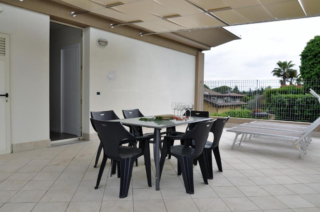 Garda Bloom Holiday Apartments photo 3