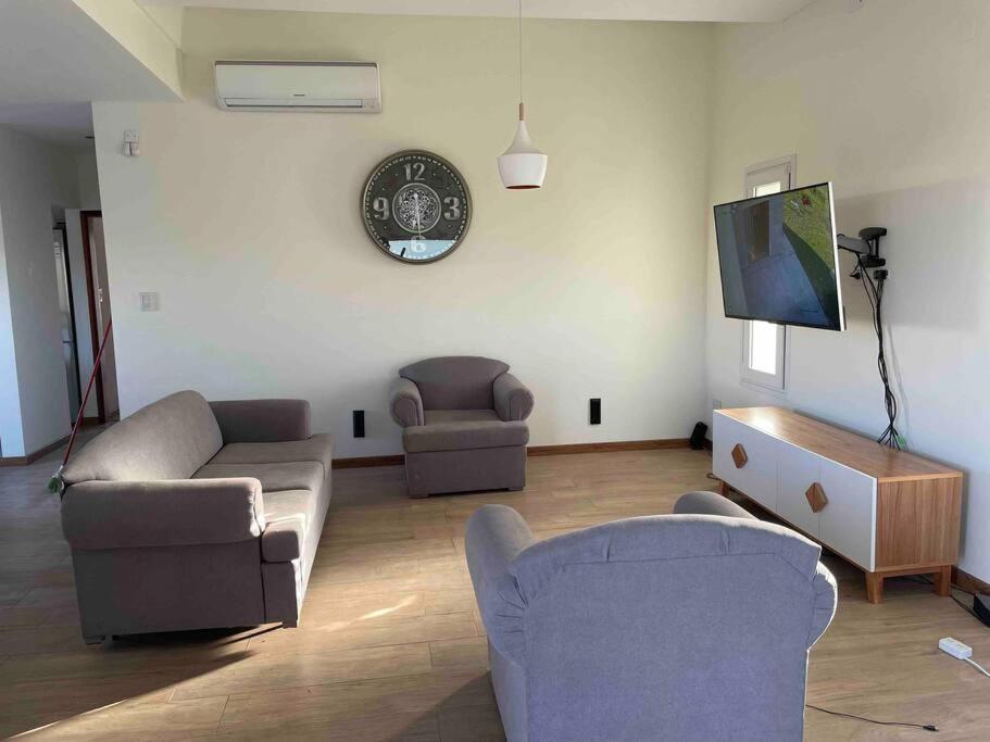 Casa en Roldan 150M2 con Pileta photo 1
