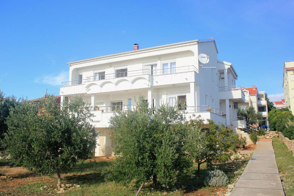 Apartments by the sea Novalja, Pag - 9326 photo 2