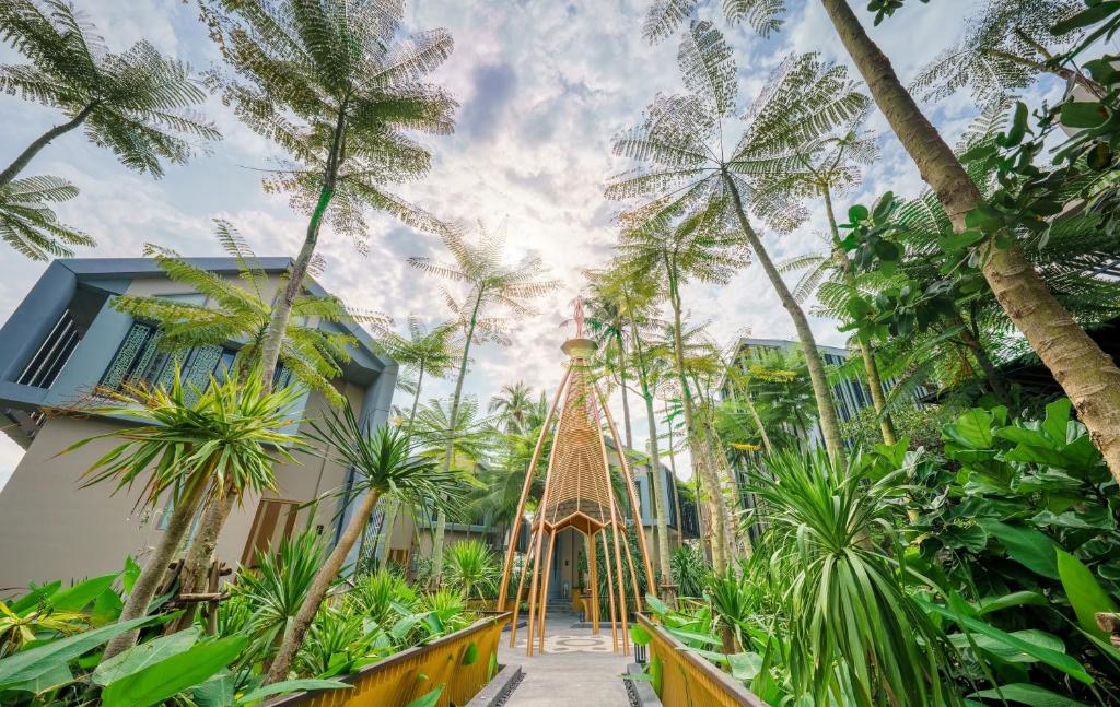 W1Bangkoknoi Hotel, Sam Phran