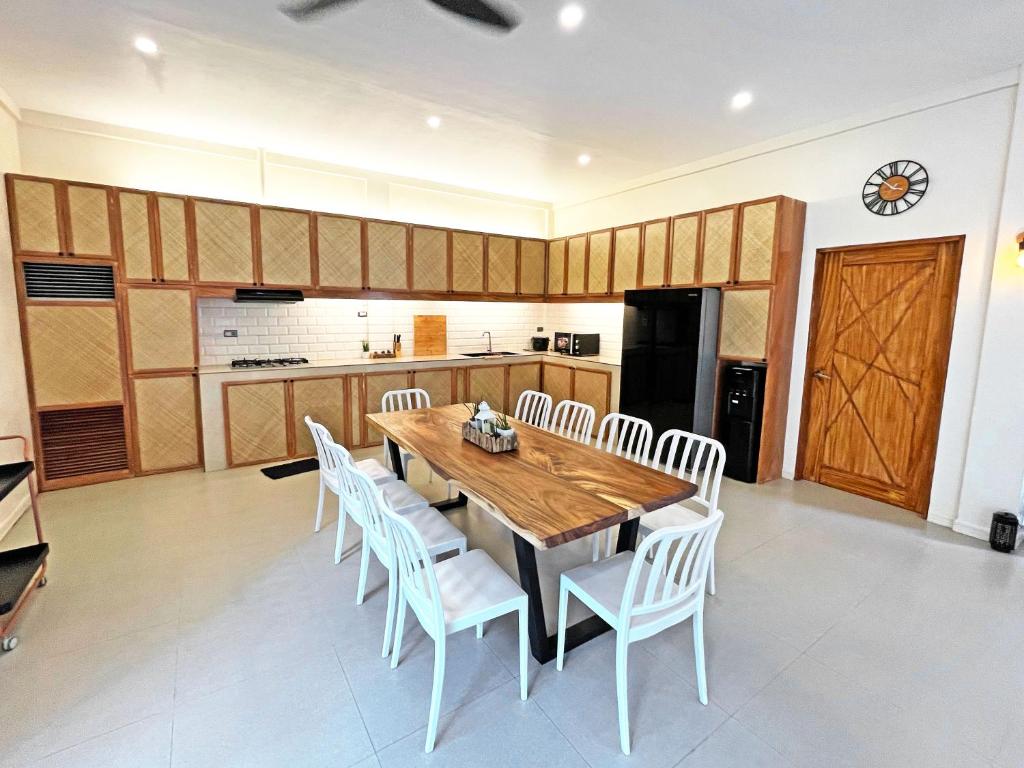 VYU PRIVATE VILLA - TAGAYTAY photo 3