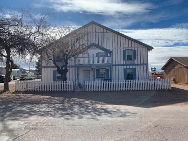 Tombstone Bordello Bed & Breakfast image