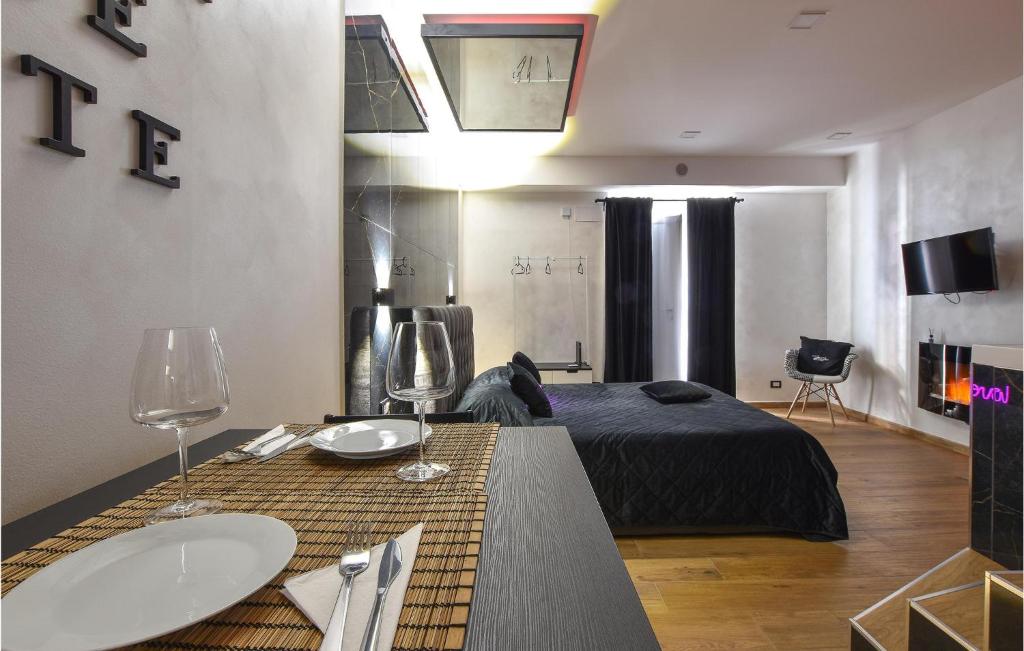 Beautiful Home In Catania With Sauna, Wifi And 1 Bedrooms photo 2