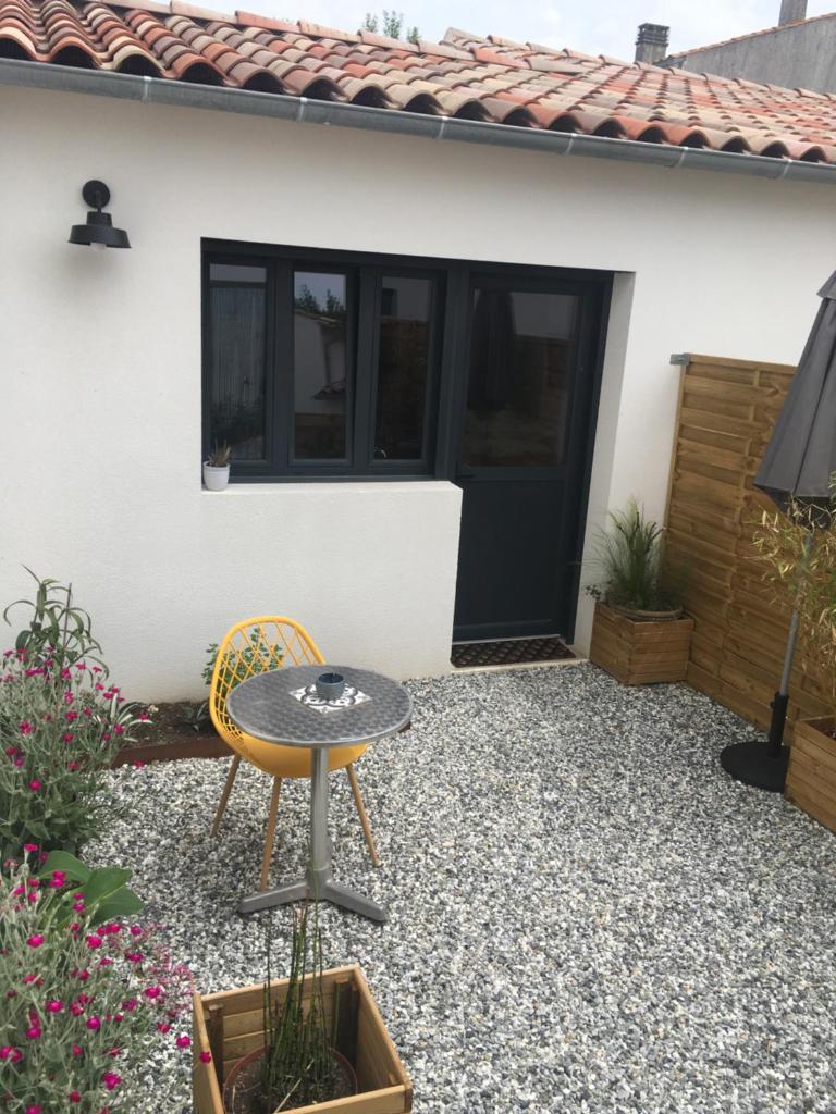Charmant logement au calme avec espace extérieur photo 4