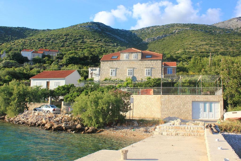 Apartments by the sea Kuciste, Peljesac - 10095 photo 1
