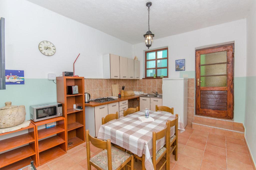 House Beach house Toma photo 3