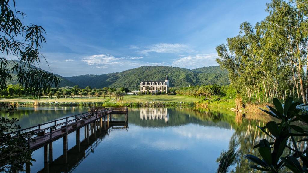 Chateau de Khaoyai Hotel & Resort photo 1