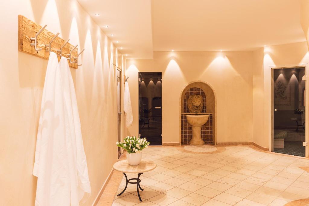 Wellness Refugium & Resort Hotel Alpin Royal - Small Luxury Hotels of the World photo 4
