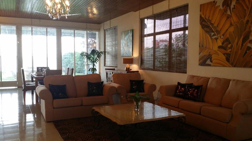 Beach Front Bungalow Tanjung Bungah photo 2